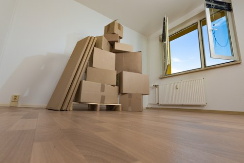 Screen-reader compatible page structure for local moving service